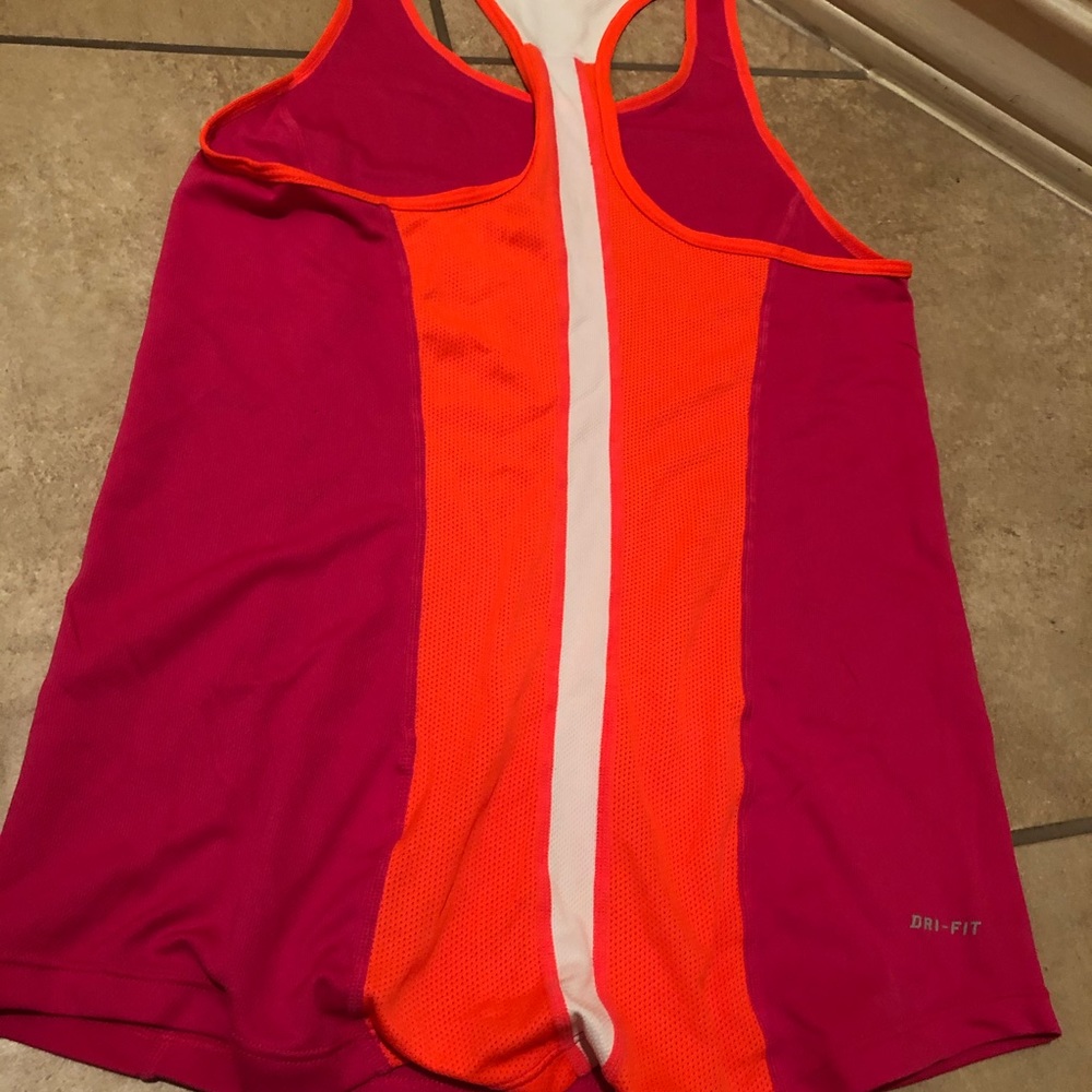 Exercise shirt - Picture 2 of 4